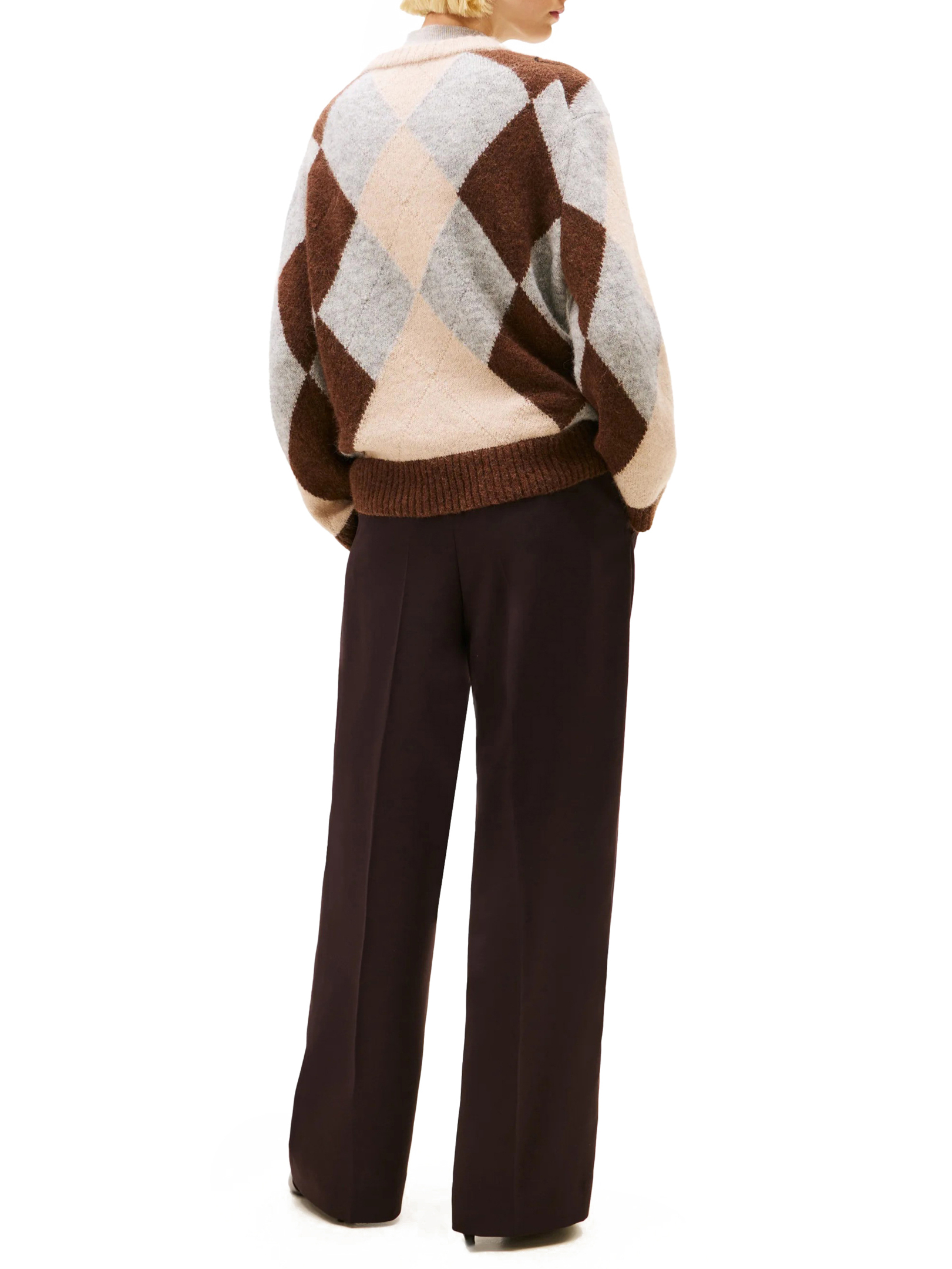 ΓΥΝΑΙΚΕΙΟ ΠΟΥΛΟΒΕΡ  2