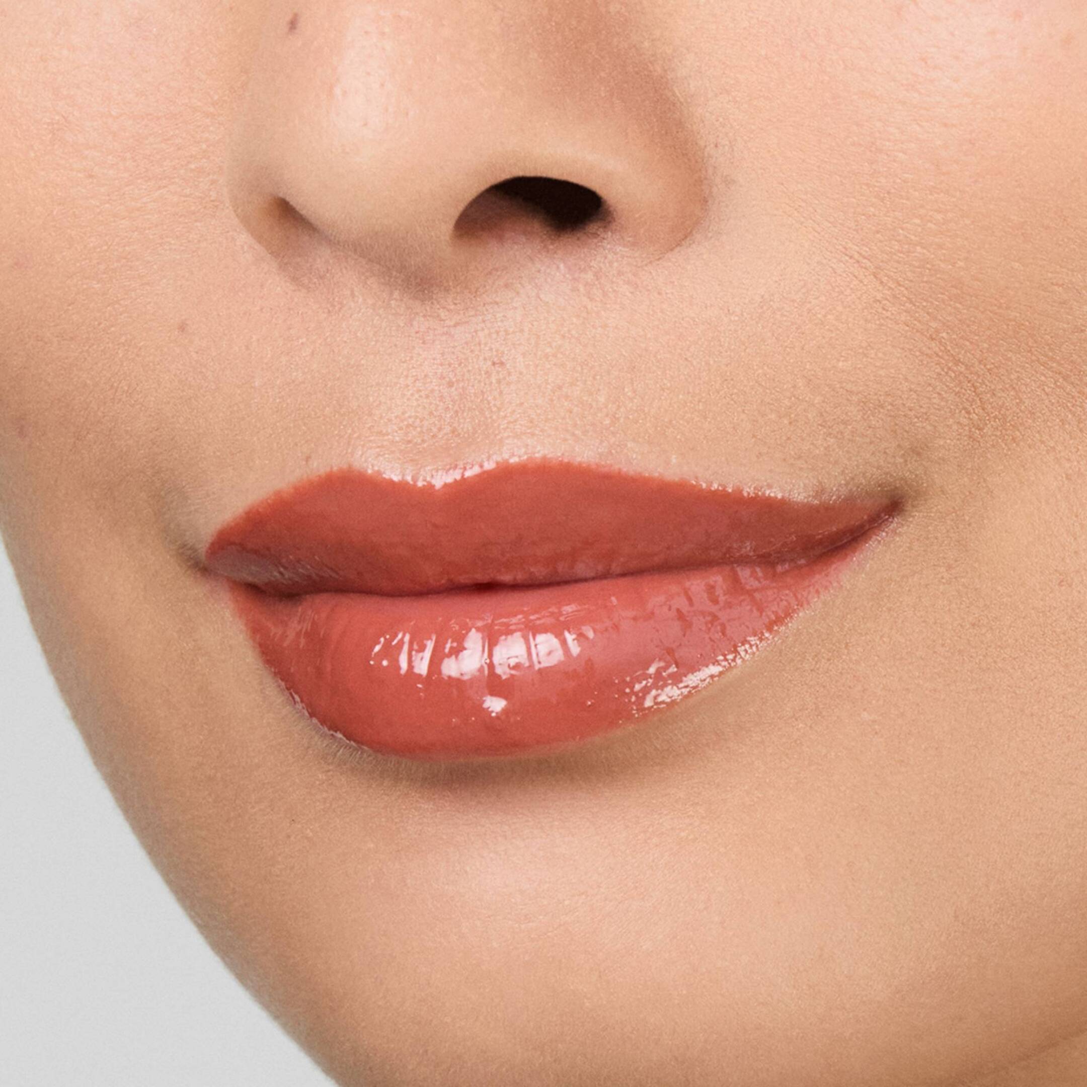 PURE COLOR MELT-ON GLOSSTICK 2