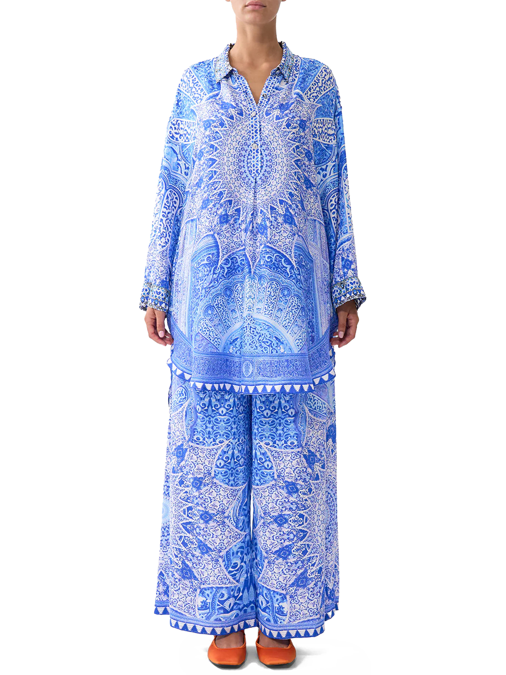 ΓΥΝΑΙΚΕΙΟ ΠΟΥΚΑΜΙΣΟ 1