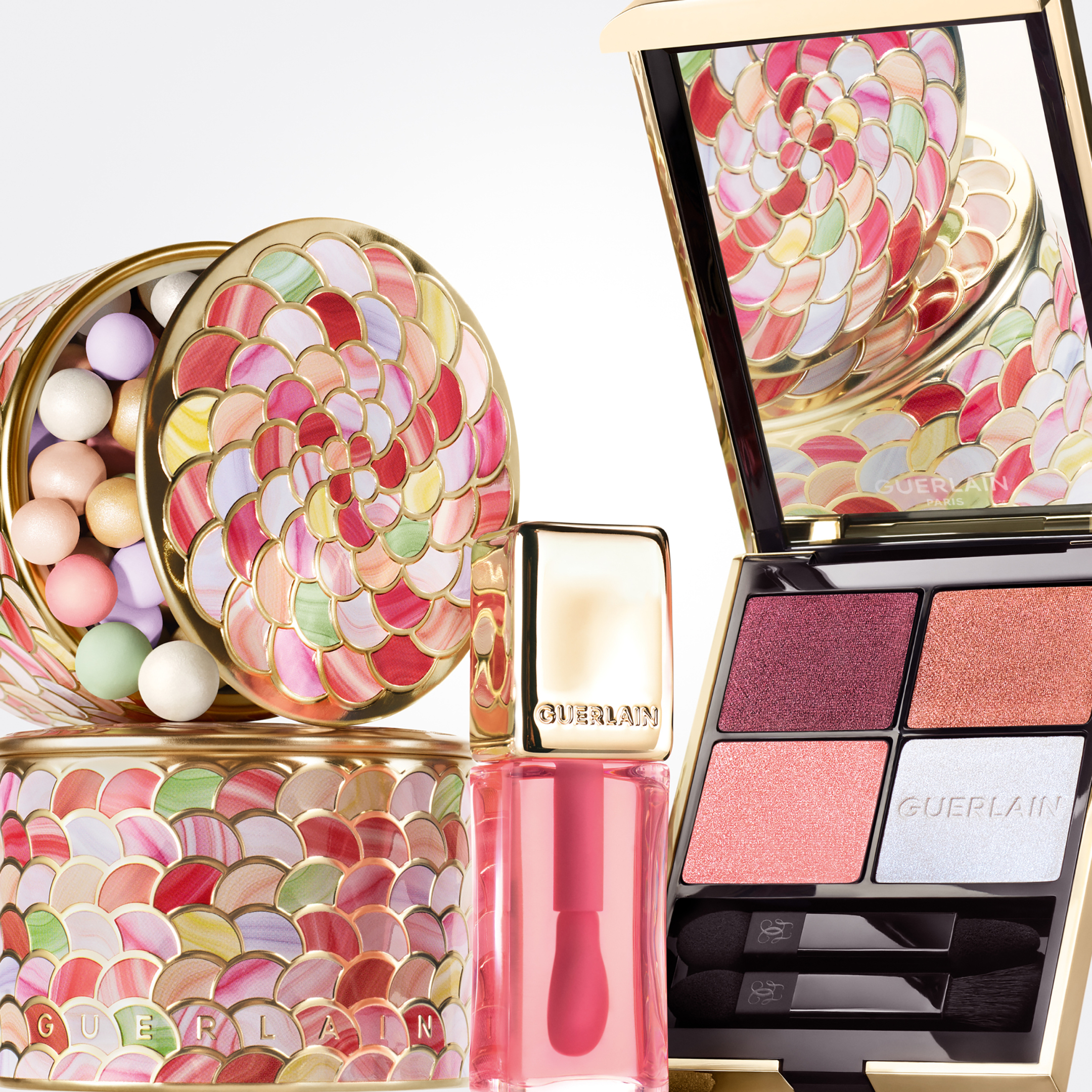 MÉTÉORITES LIGHT-REVEALING PEARLS OF POWDER 7