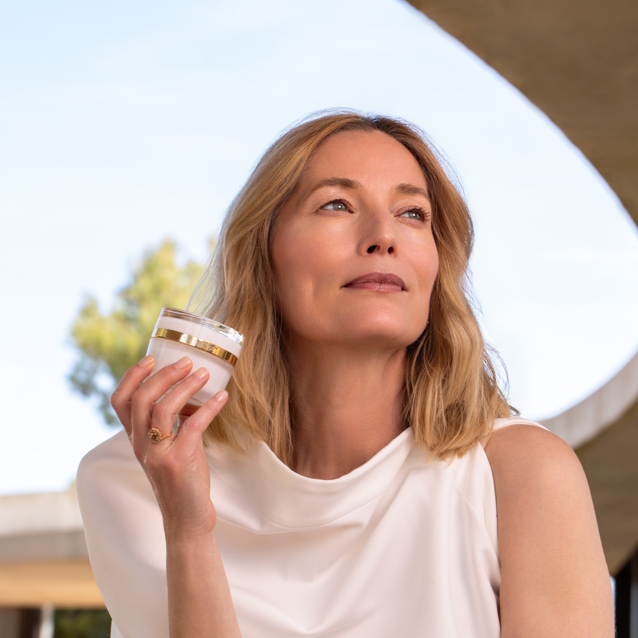 SISLEŸA L'INTÉGRAL ANTI-AGE FRESH GEL CREAM 3