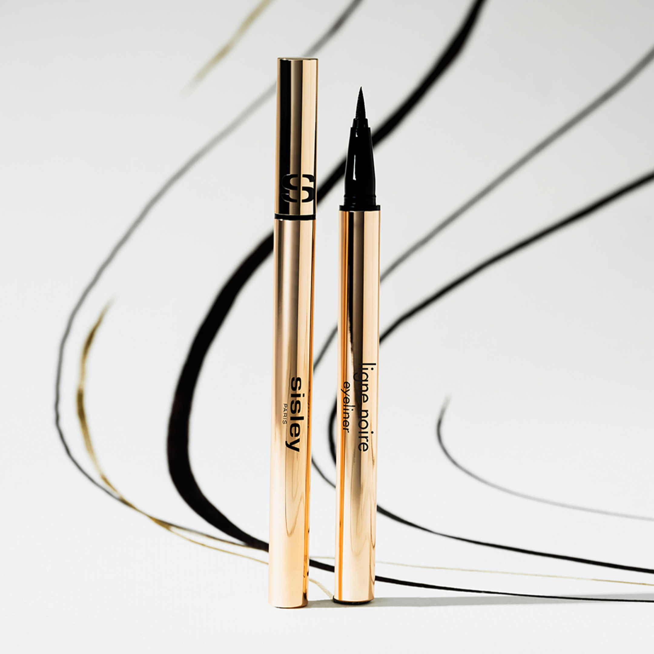  LIGNE NOIRE EYELINER 2