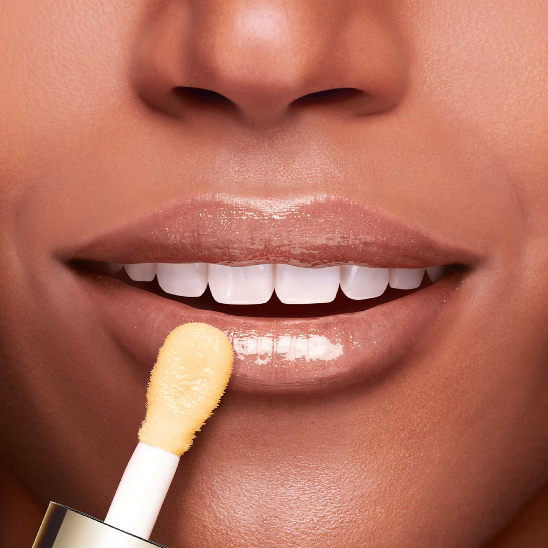 LIP COMFORT OIL 2