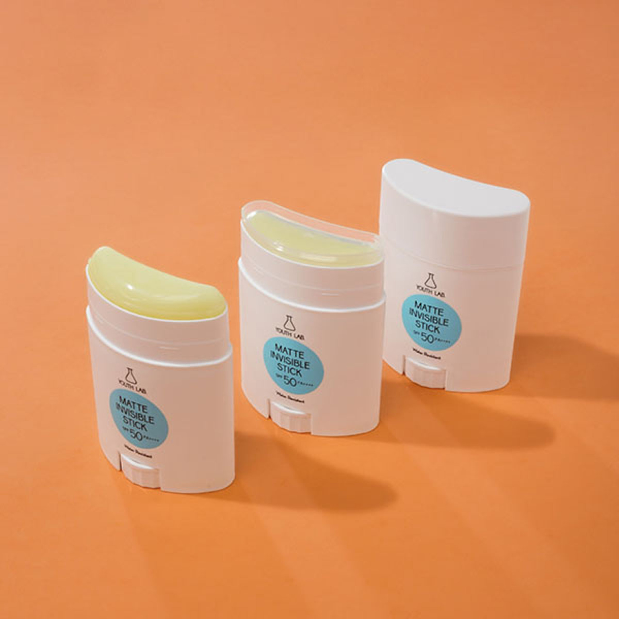 MATTE INVISIBLE STICK SPF 50 2