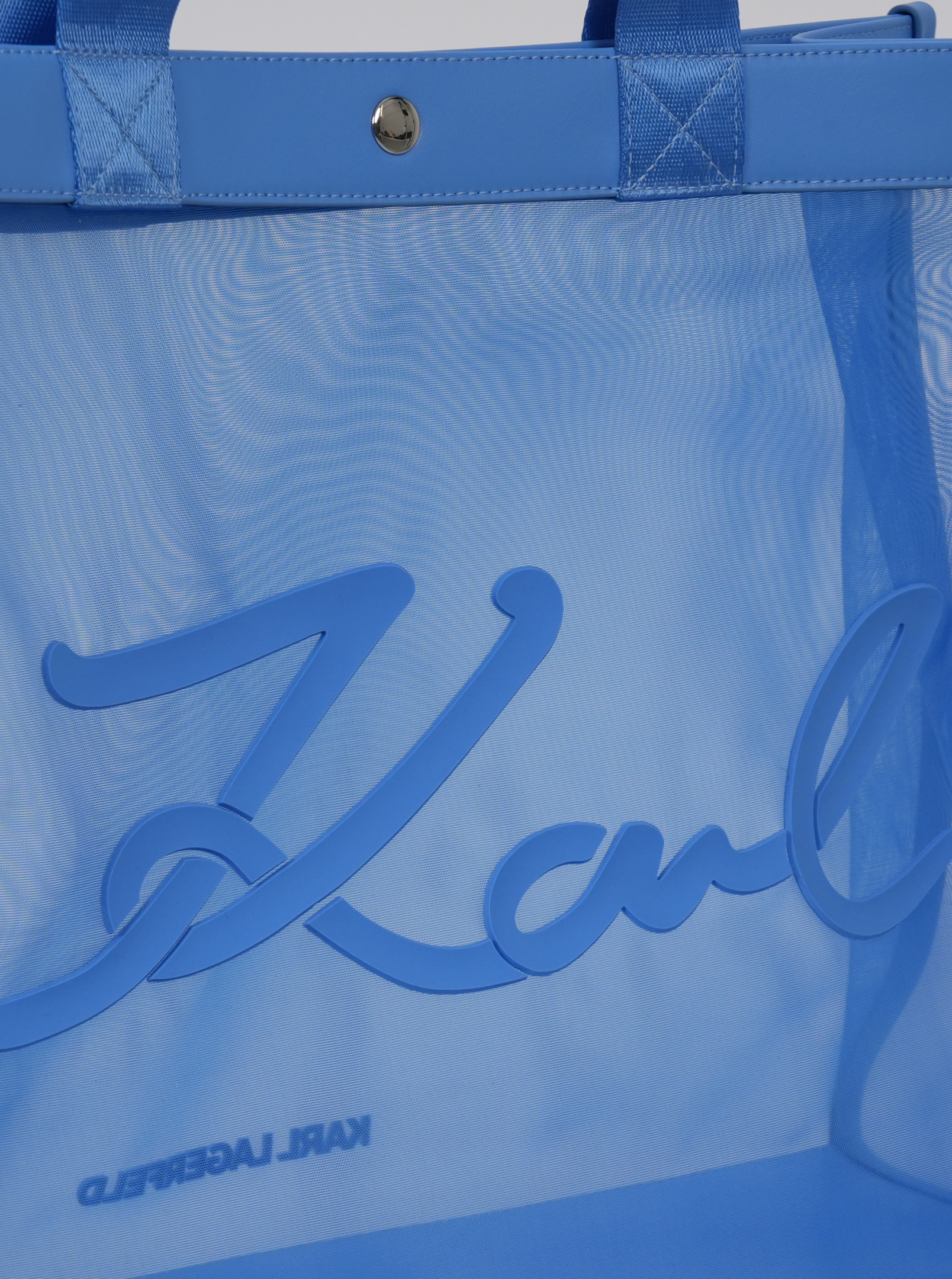 ΓΥΝΑΙΚΕΙΑ ΤΣΑΝΤΑ ΩΜΟΥ  3