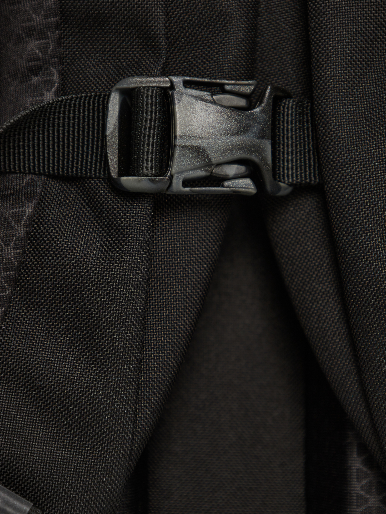 UNISEX ΣΑΚΙΔΙΟ ΠΛΑΤΗΣ VAULT 3