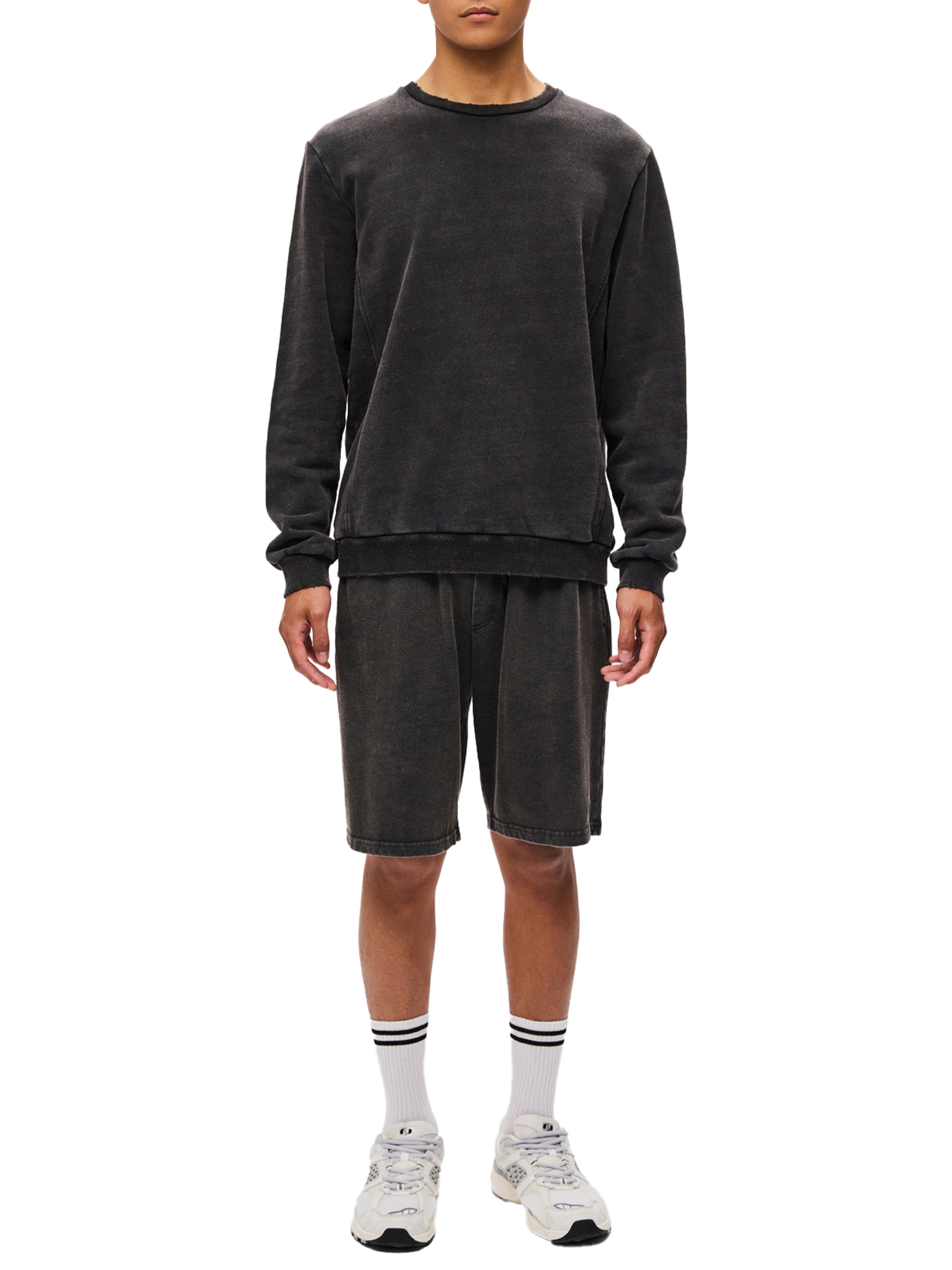 ΑΝΔΡΙΚΗ ΑΘΛΗΤΙΚΗ ΒΕΡΜΟΥΔΑ 1