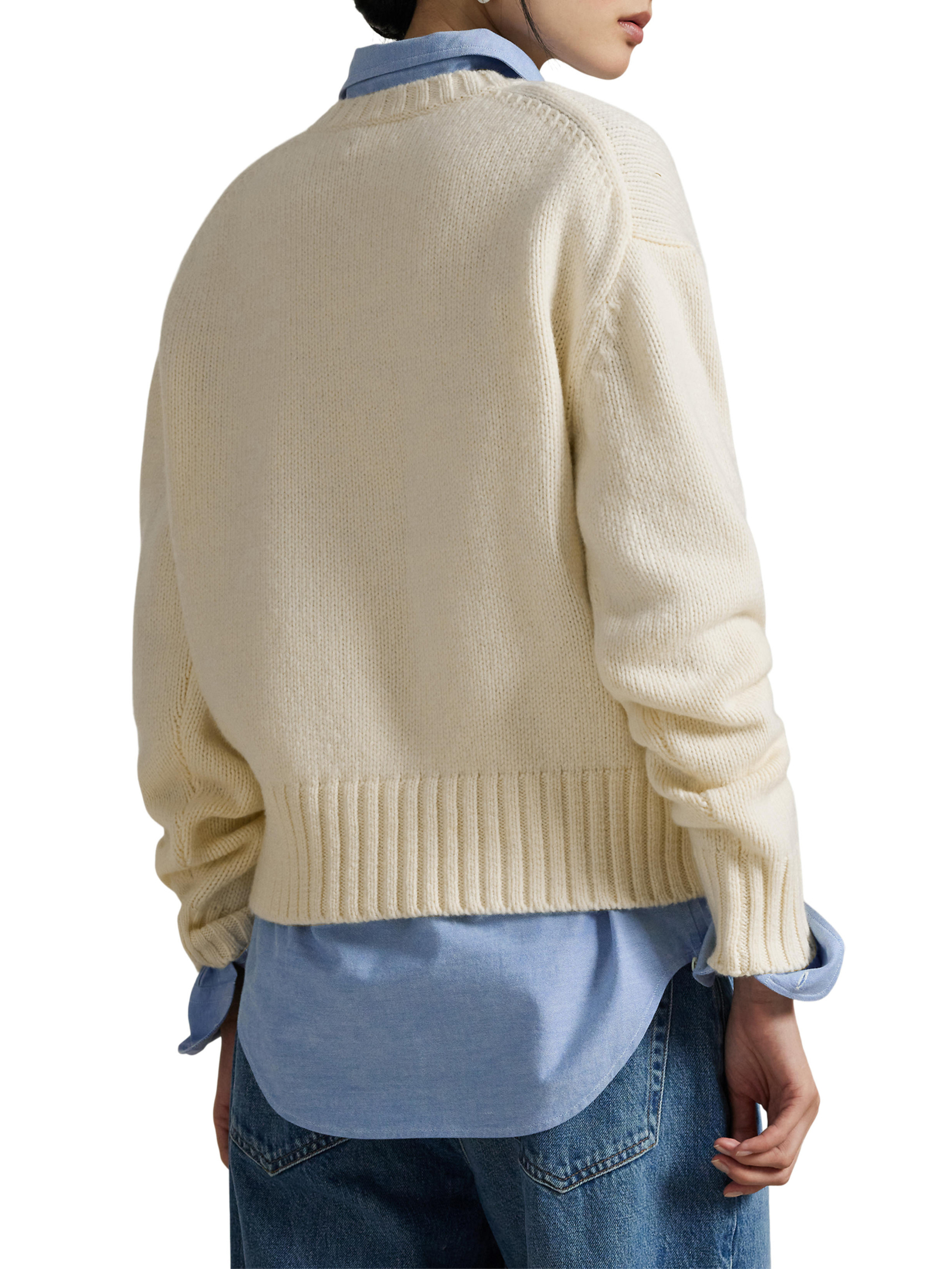 ΓΥΝΑΙΚΕΙΟ ΠΟΥΛΟΒΕΡ  2