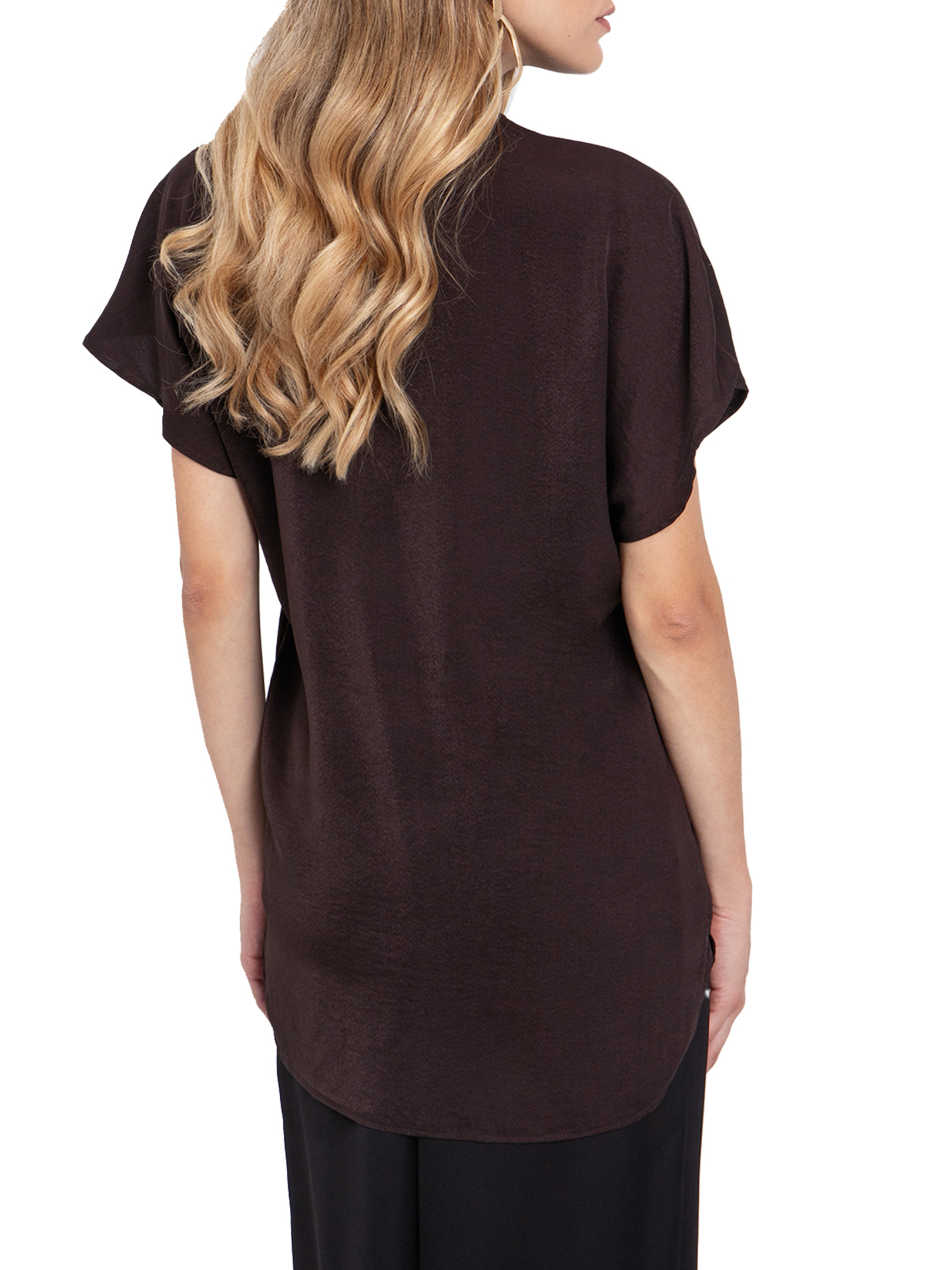 ΓΥΝΑΙΚΕΙΟ ΠΟΥΚΑΜΙΣΟ  3