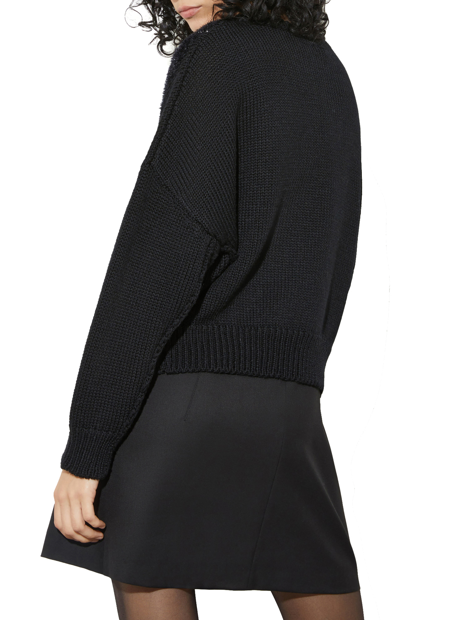 ΓΥΝΑΙΚΕΙΑ ΠΛΕΚΤΗ ΜΠΛΟΥΖΑ 2