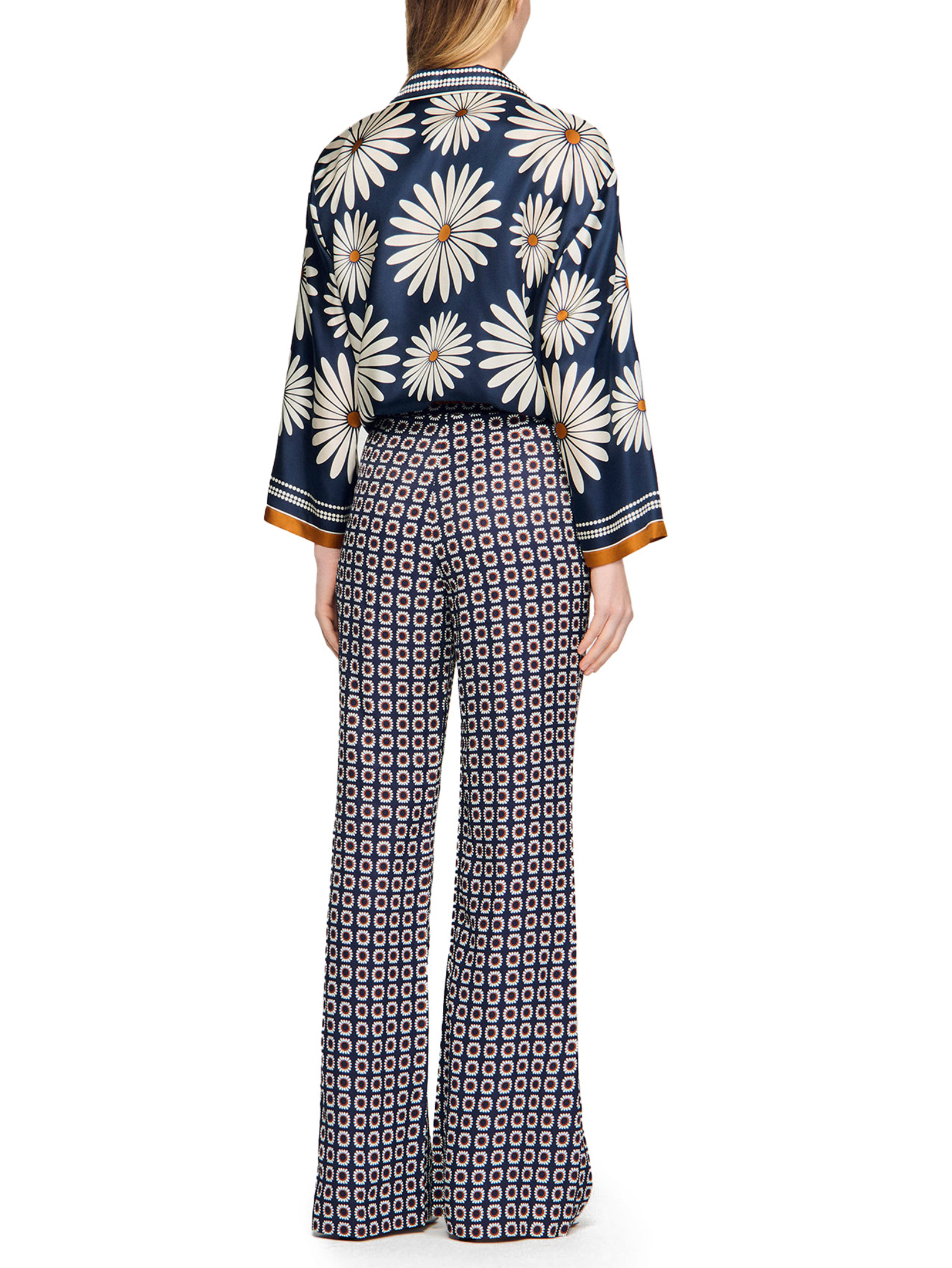 ΓΥΝΑΙΚΕΙΟ ΜΕΤΑΞΩΤΟ ΠΟΥΚΑΜΙΣΟ  2