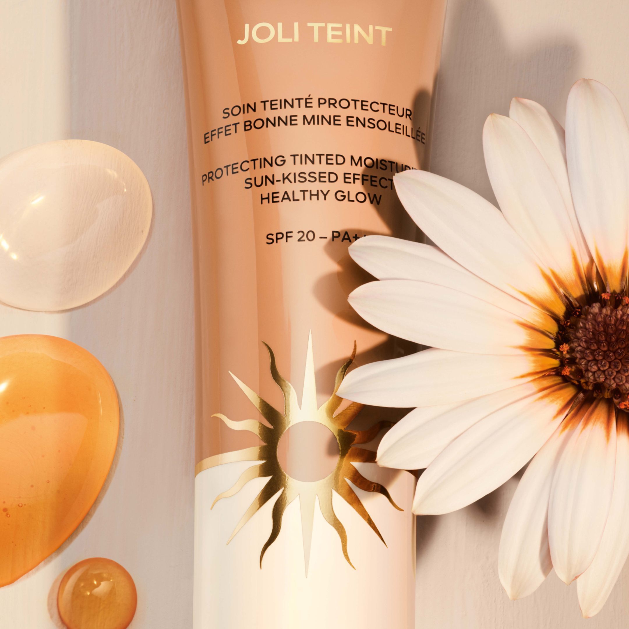 TERRACOTTA JOLI TEINT PROTECTING TINTED MOISTURIZER 5