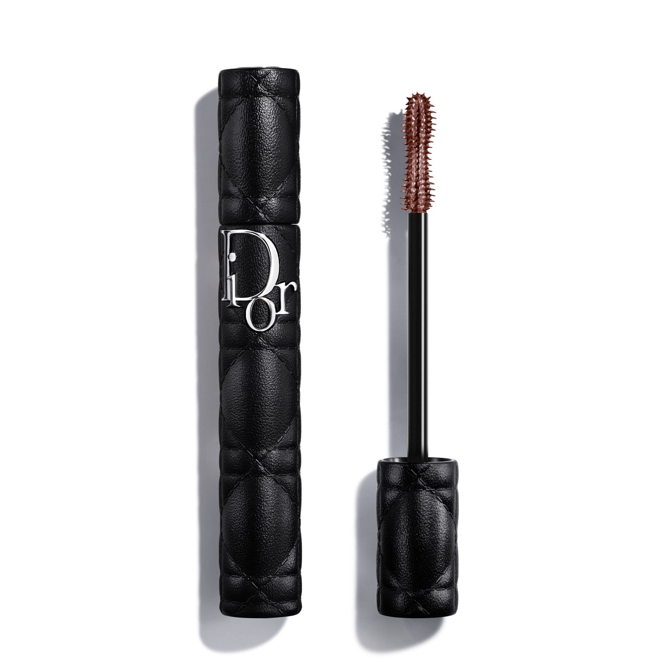 DIORSHOW OVERVOLUME EXTREME VOLUME MASCARA – 24-HOUR WEAR – LASH-BY-LASH DEFINITION 0