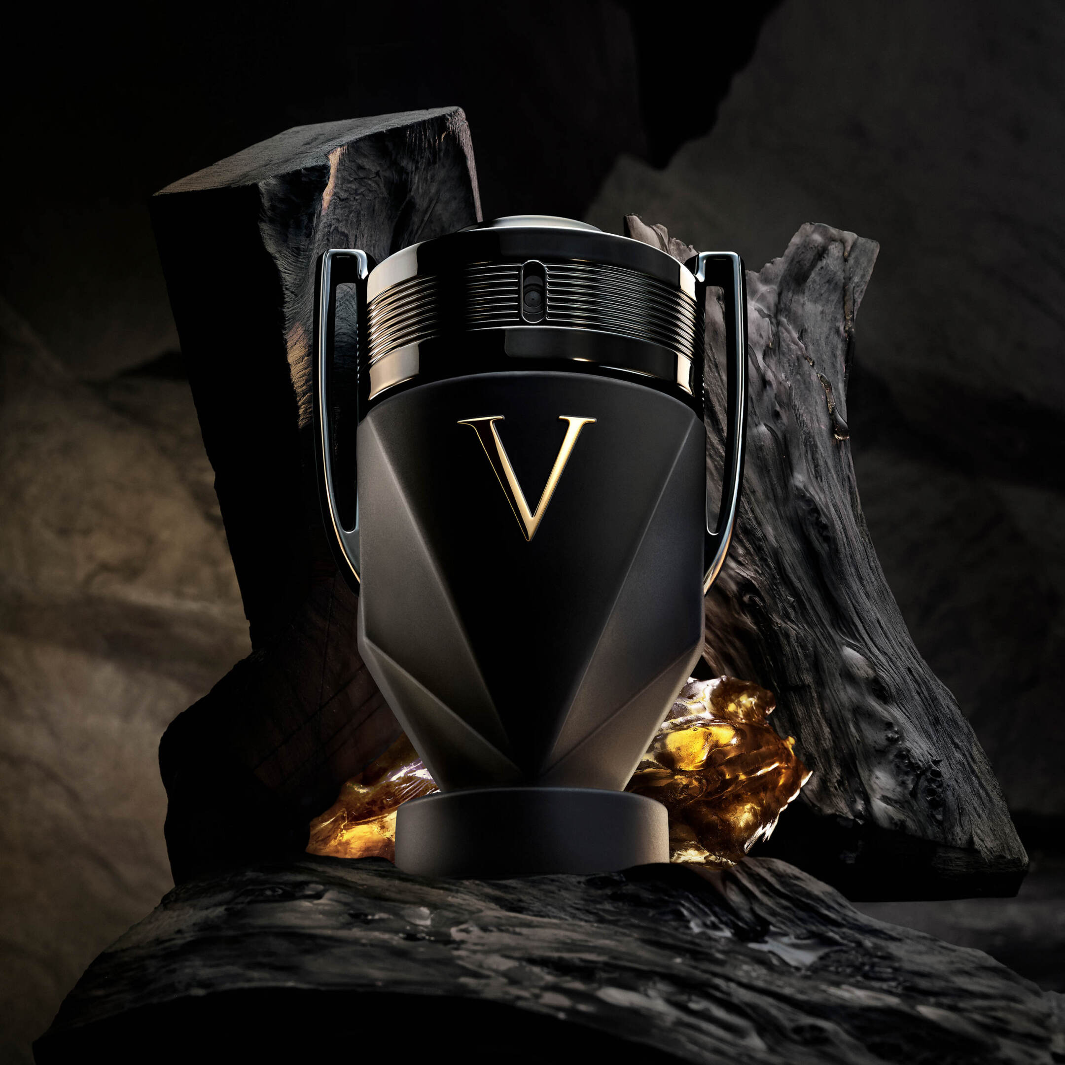 INVICTUS ABSOLU PARFUM 6