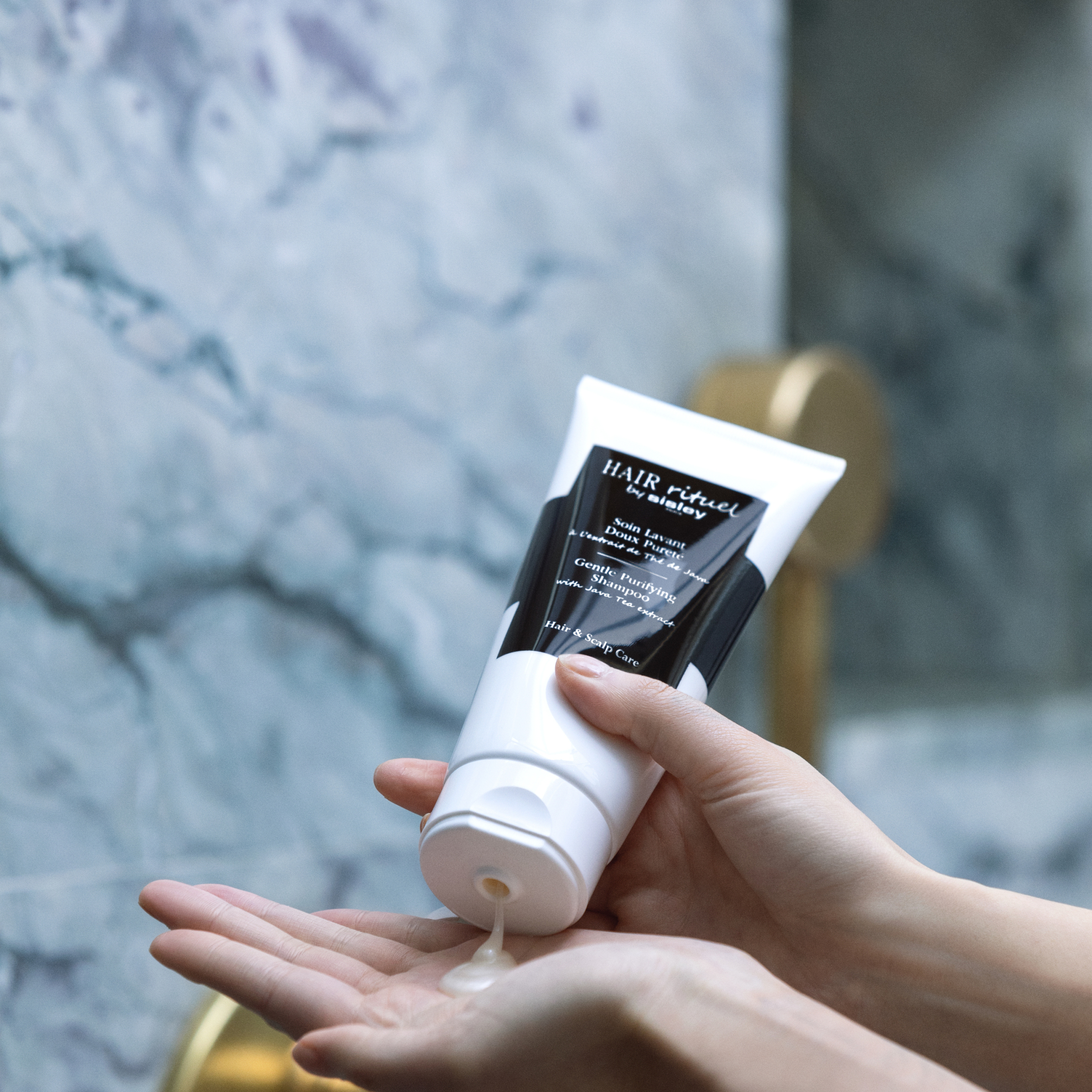 GENTLE PURIFYING SHAMPOO 4