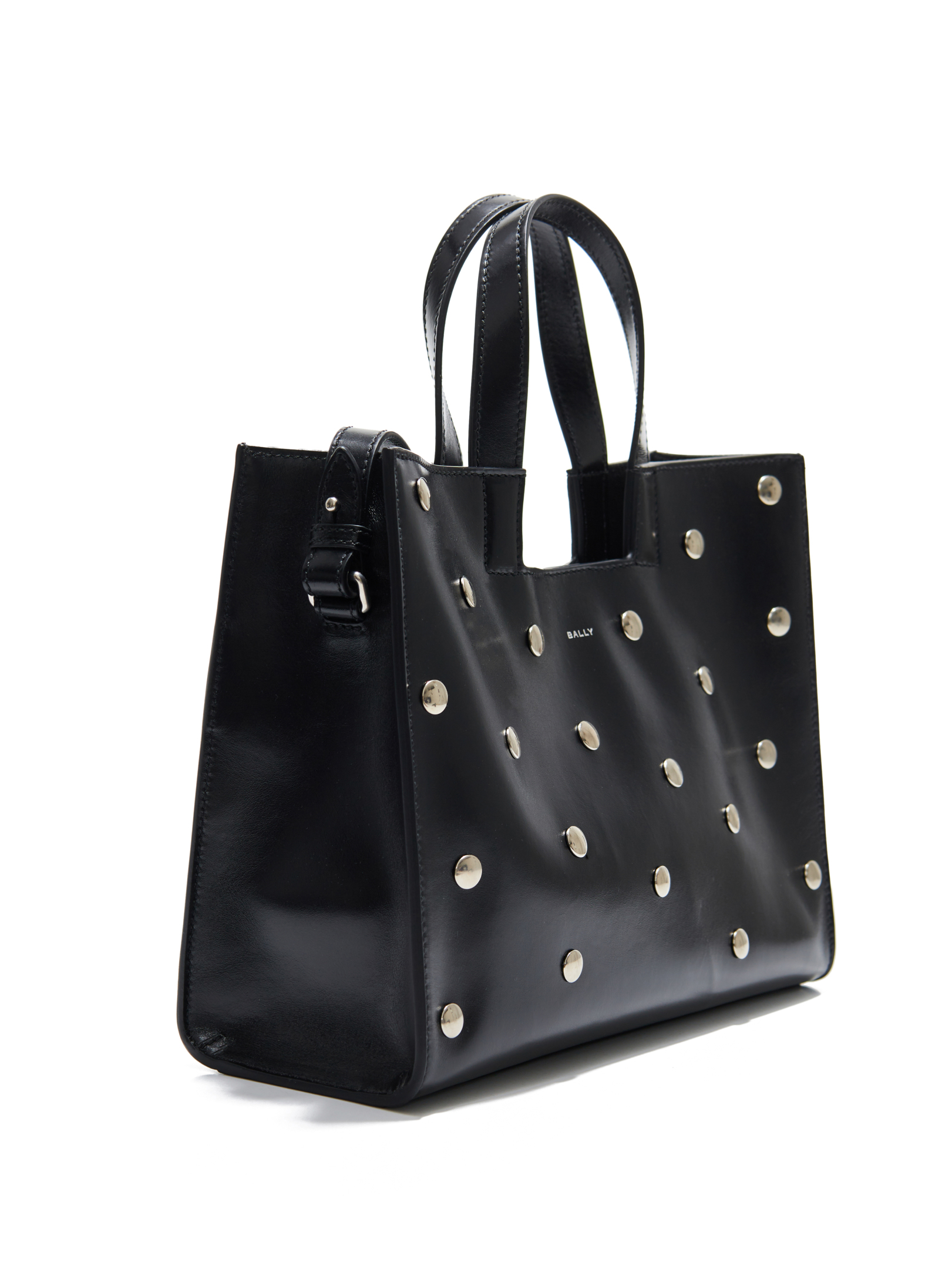 ΓΥΝΑΙΚΕΙΑ ΤΣΑΝΤΑ ΧΕΙΡΟΣ 2