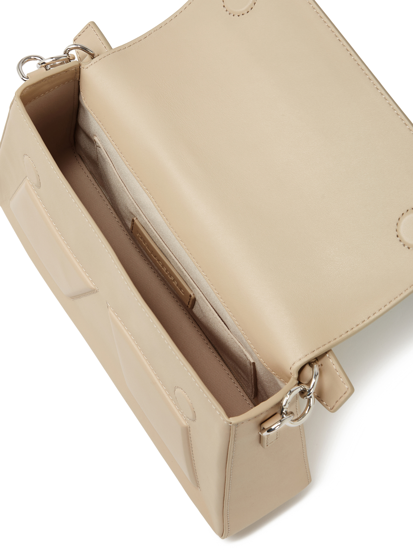 ΓΥΝΑΙΚΕΙΑ ΔΕΡΜΑΤΙΝΗ ΤΣΑΝΤΑ ΩΜΟΥ 2