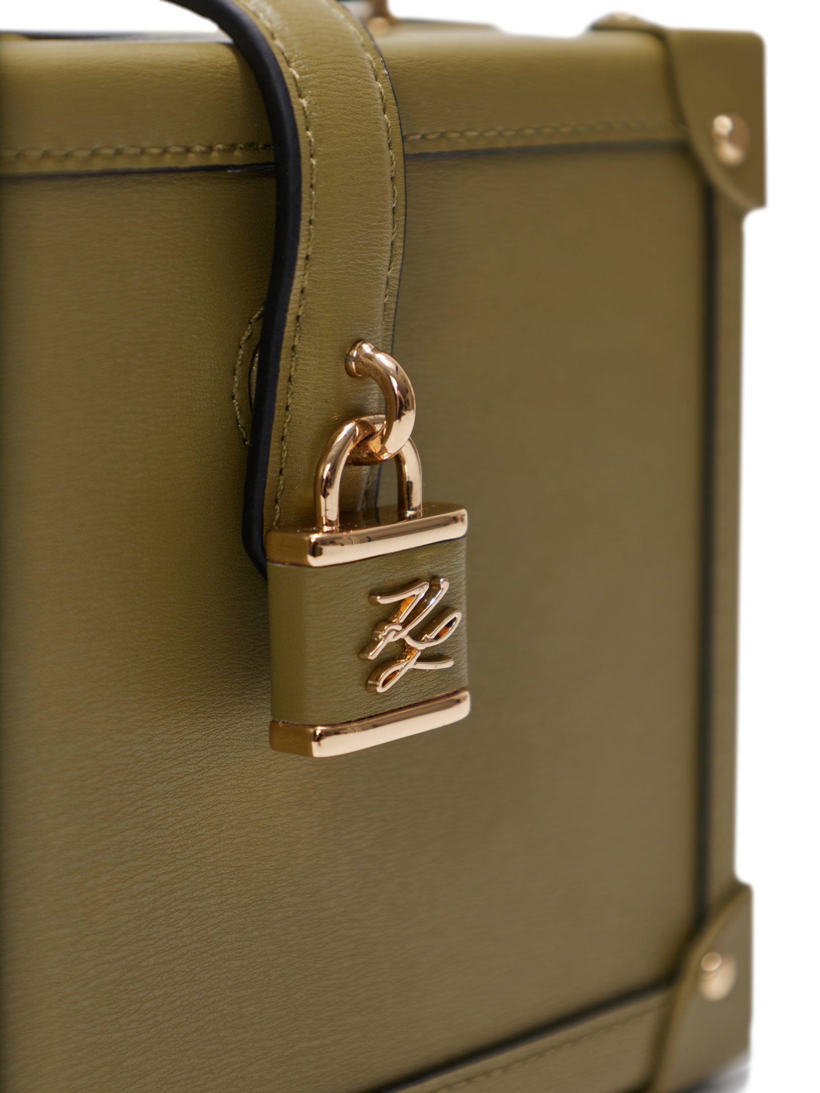 ΓΥΝΑΙΚΕΙΑ ΤΣΑΝΤΑ ΧΕΙΡΟΣ  3