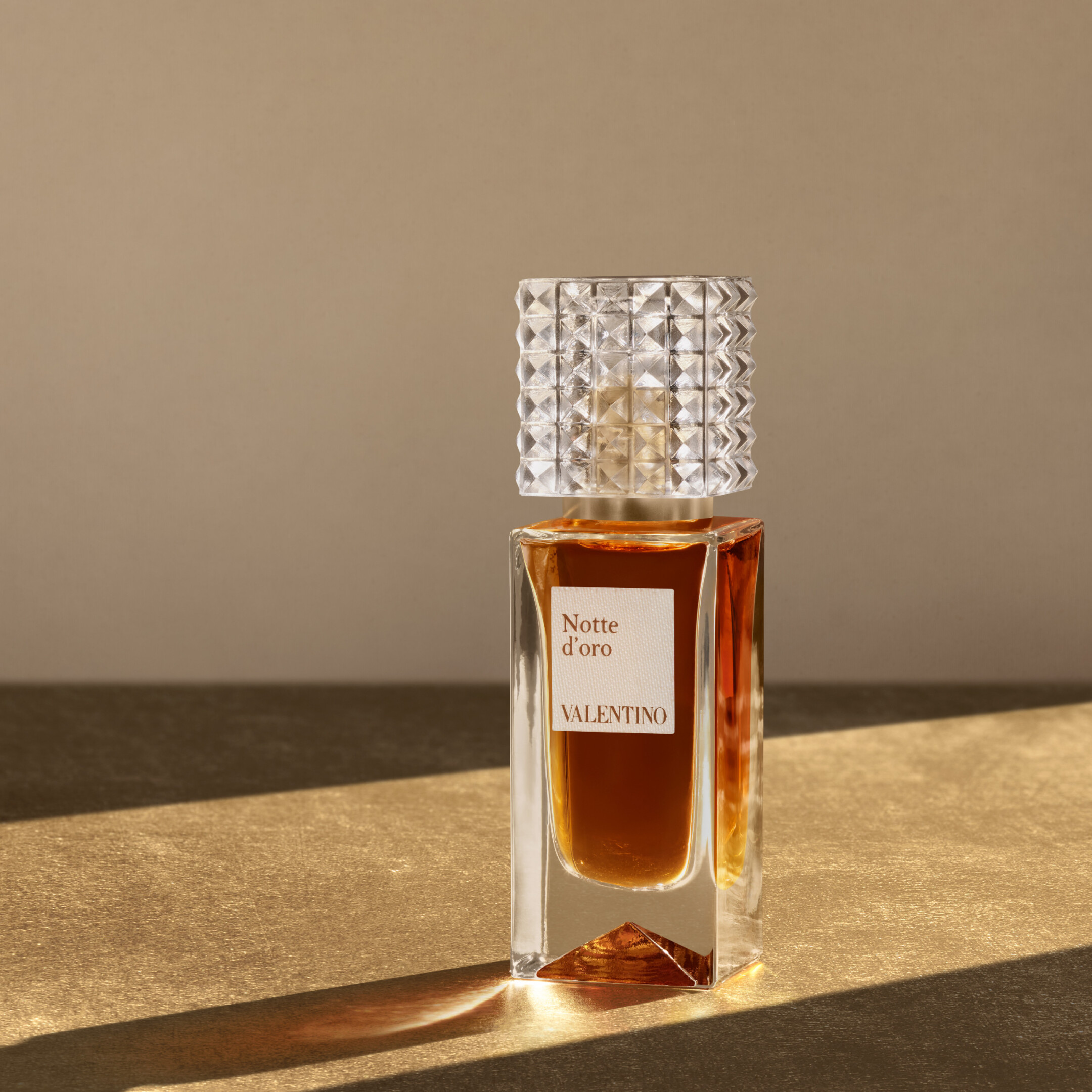 ANATOMY OF DREAMS NOTTE D'ORO PARFUM 3