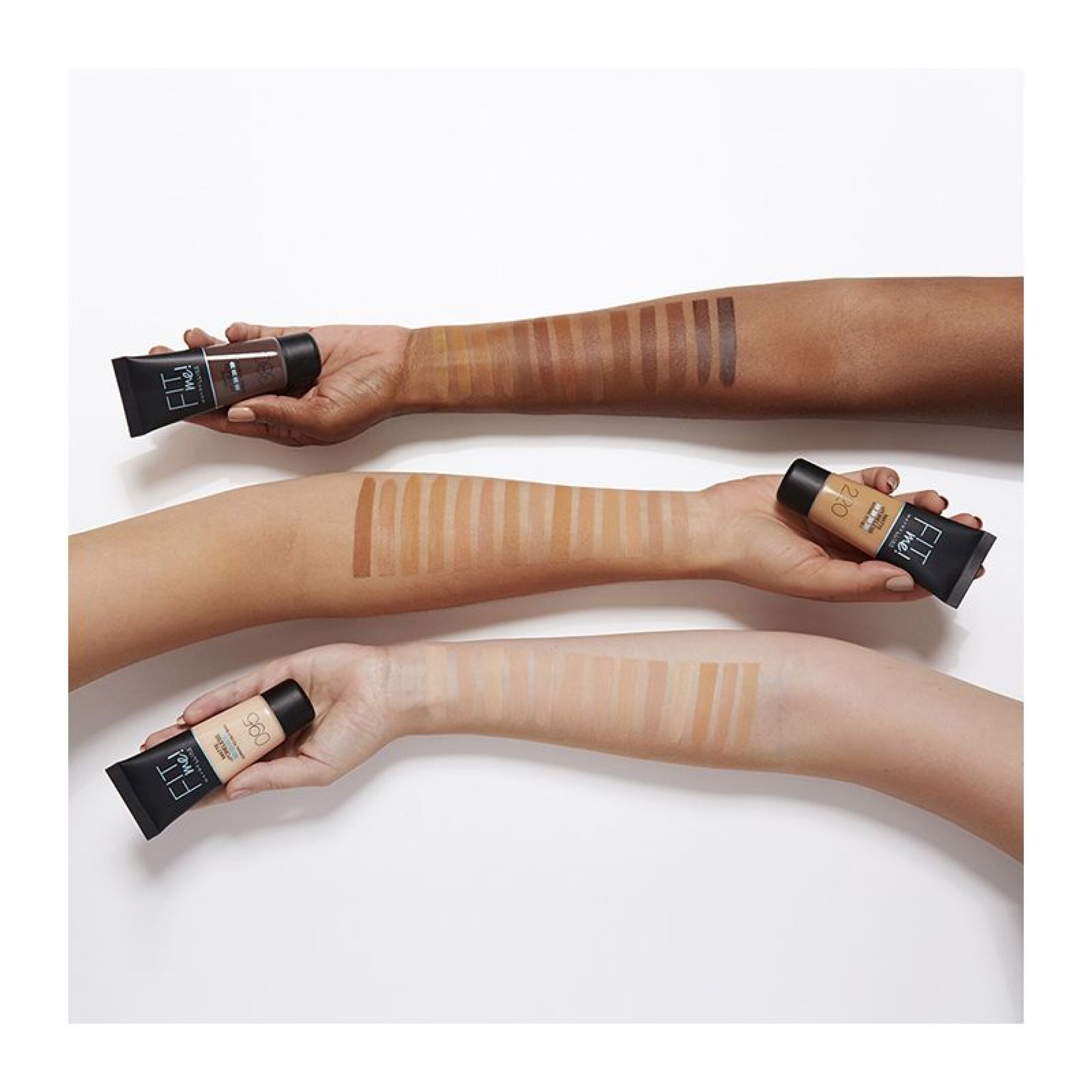 FIT ME MATTE + PORELESS FOUNDATION 4