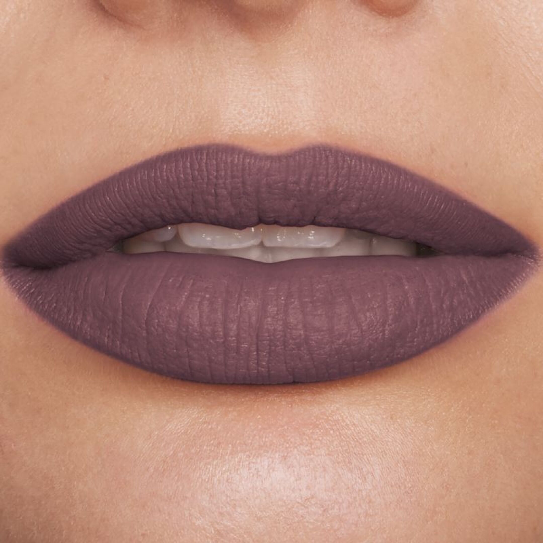 VELOUR EXTREME MATTE LIPSTICK 2