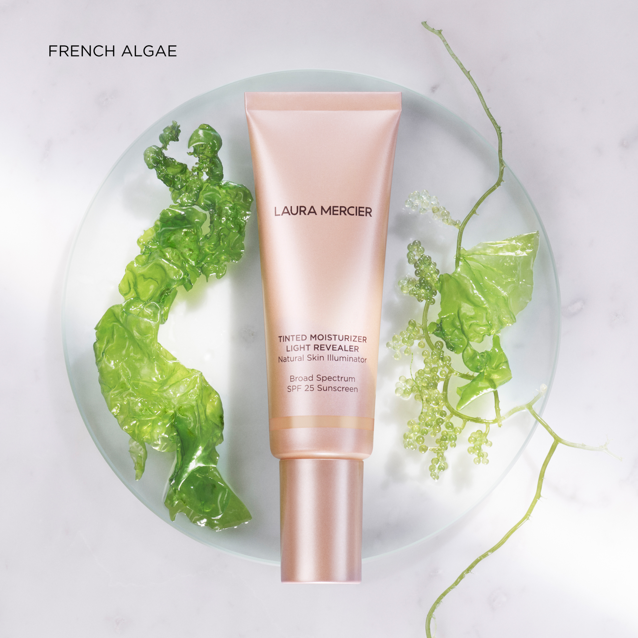 TINTED MOISTURIZER LIGHT REVEALER NATURAL SKIN ILLUMINATOR SPF 25 13