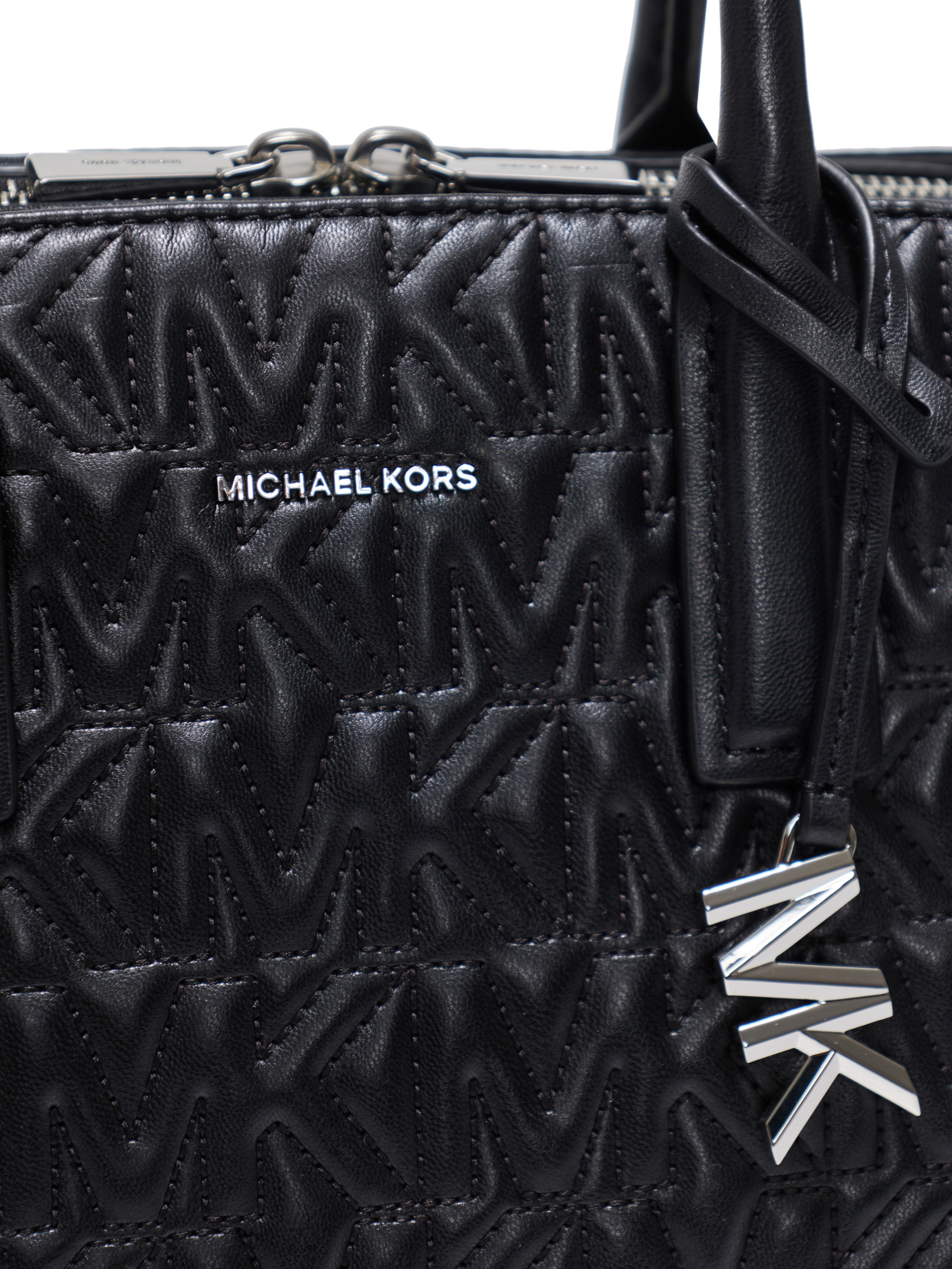 ΓΥΝΑΙΚΕΙΑ ΤΣΑΝΤΑ ΧΕΙΡΟΣ  3