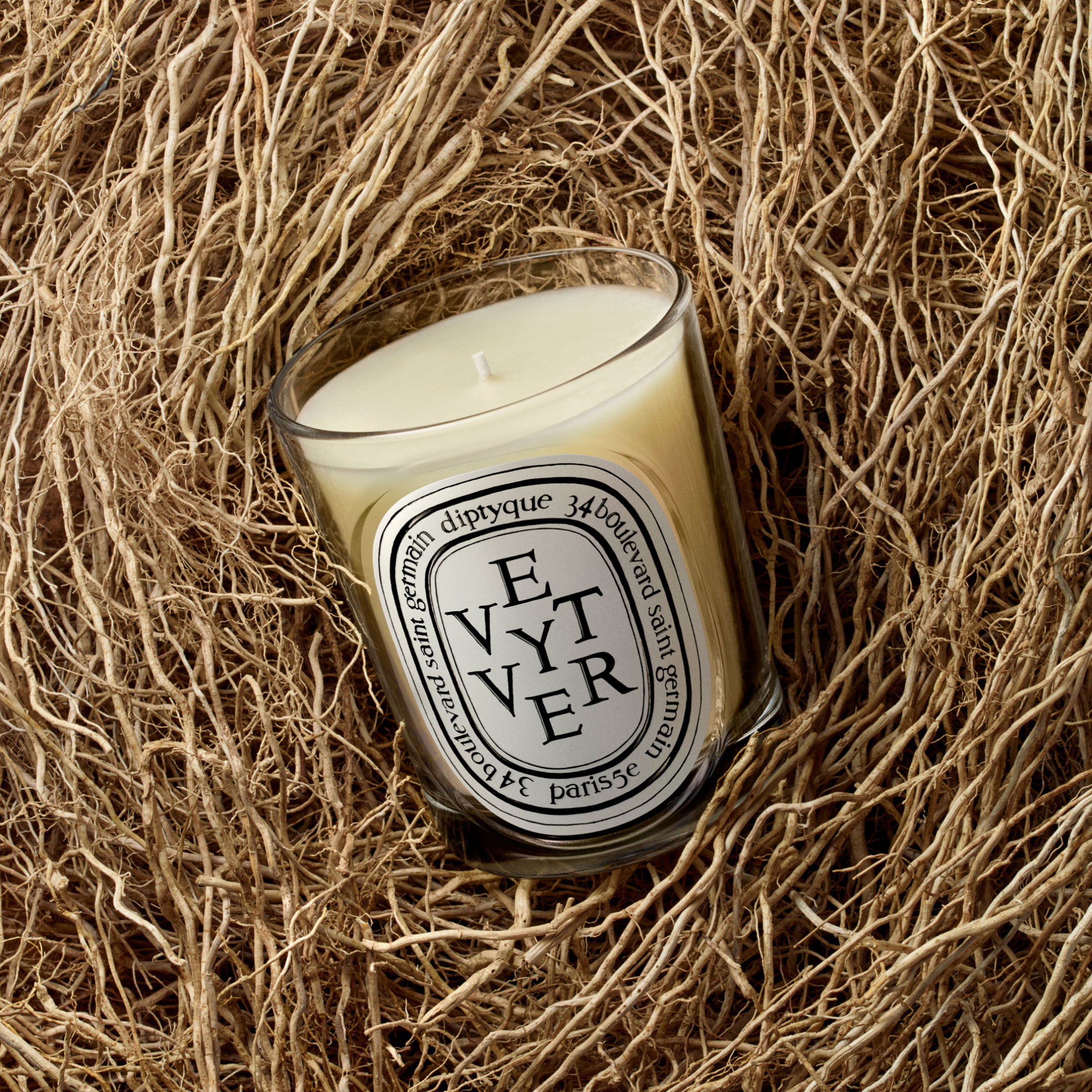 VETYVER SCENTED CANDLE 1