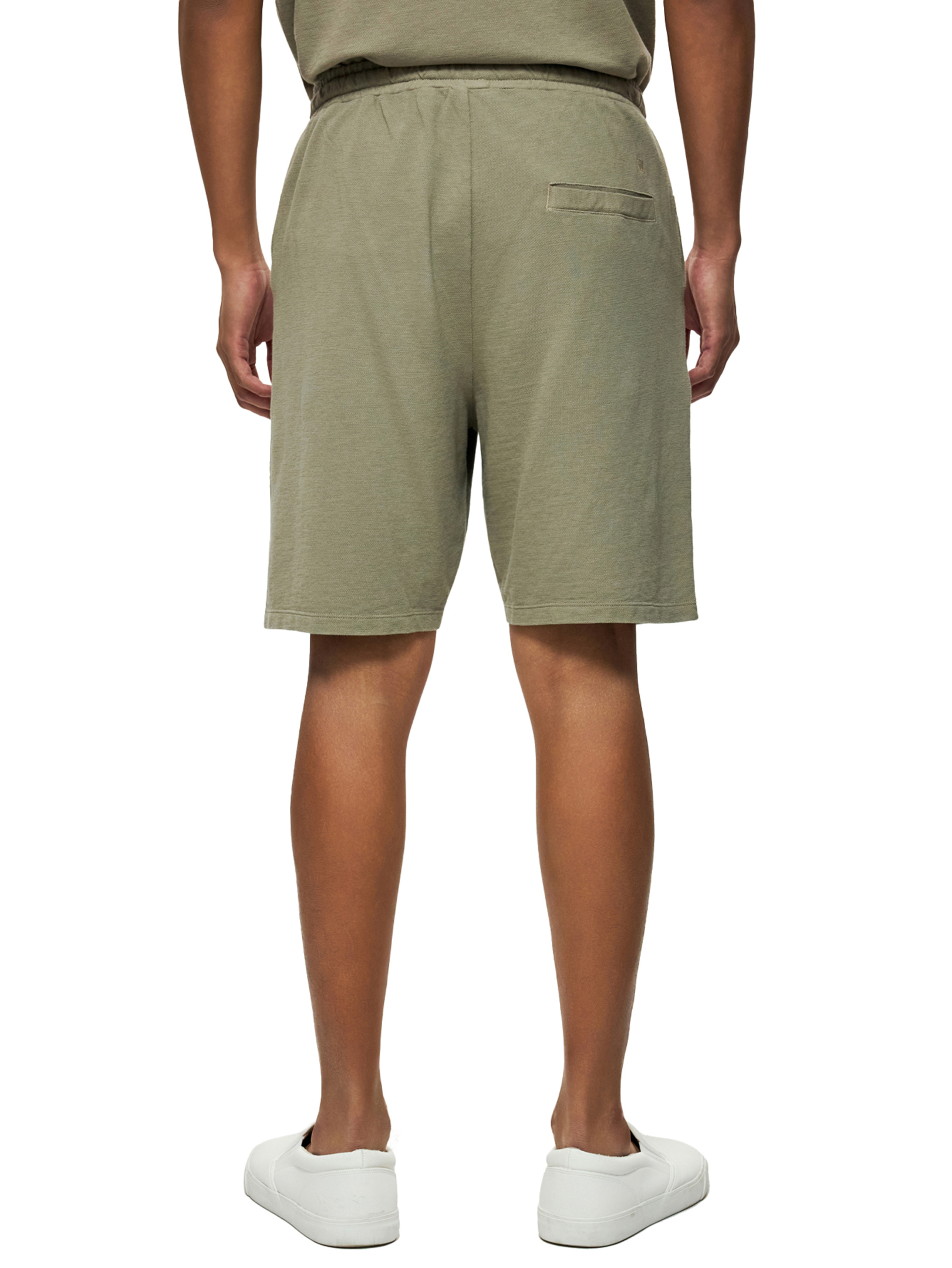 ΑΝΔΡΙΚΗ ΒΕΡΜΟΥΔΑ  2