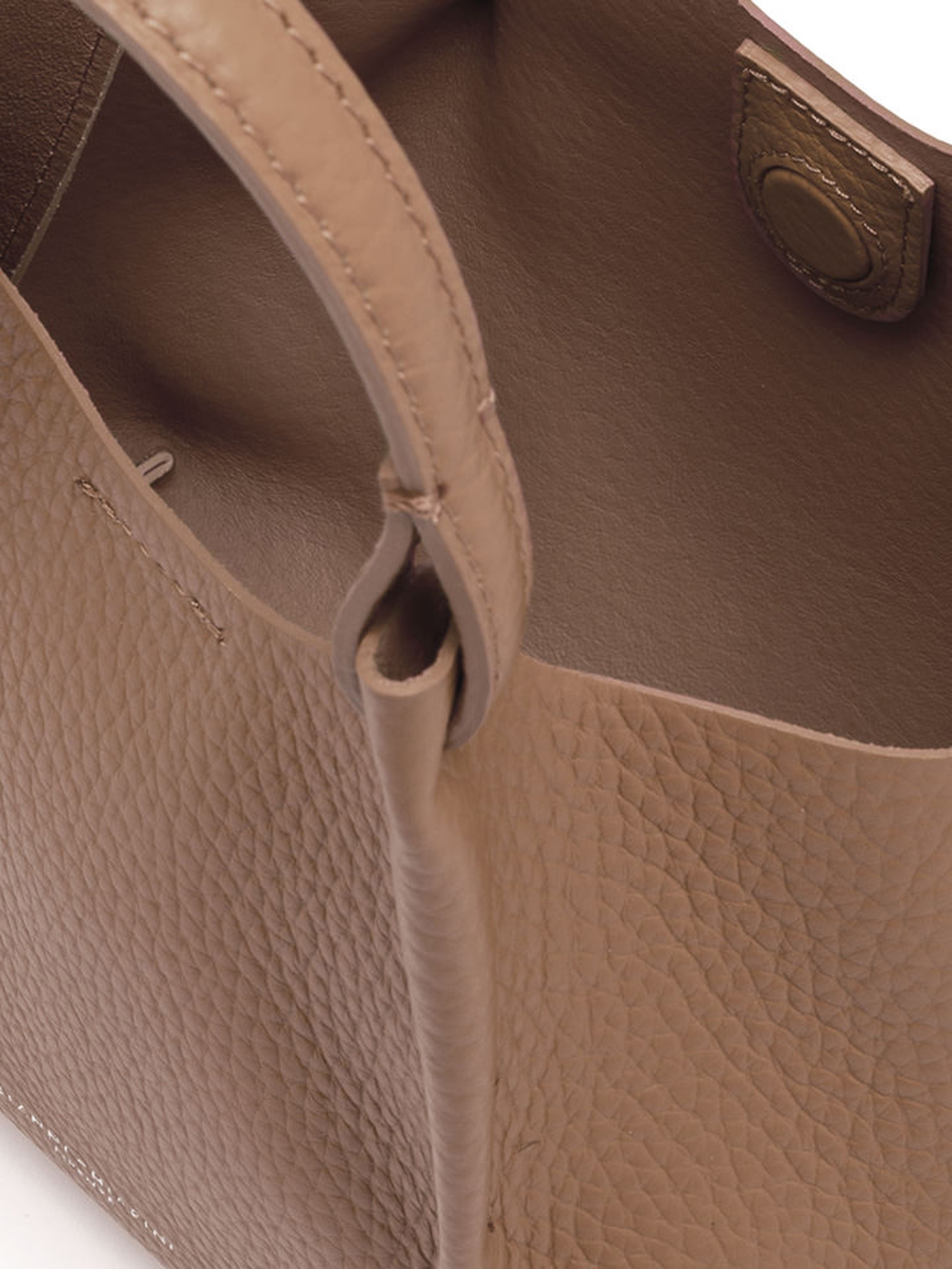 ΓΥΝΑΙΚΕΙΑ ΤΣΑΝΤΑ ΧΕΙΡΟΣ DUA 3