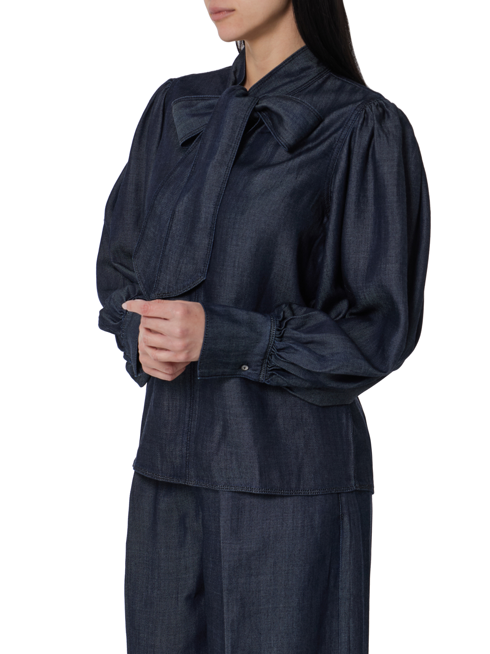 ΓΥΝΑΙΚΕΙΟ ΠΟΥΚΑΜΙΣΟ  1