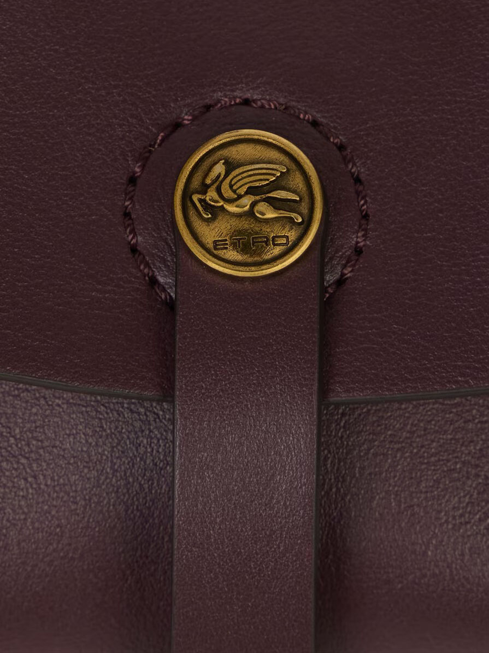 ΓΥΝΑΙΚΕΙΑ ΔΕΡΜΑΤΙΝΗ ΤΣΑΝΤΑ ΧΙΑΣΤΙ 4