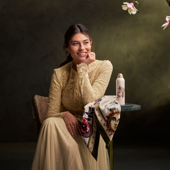 INTUITIA VELVETY FOAMING SHOWER GEL 2