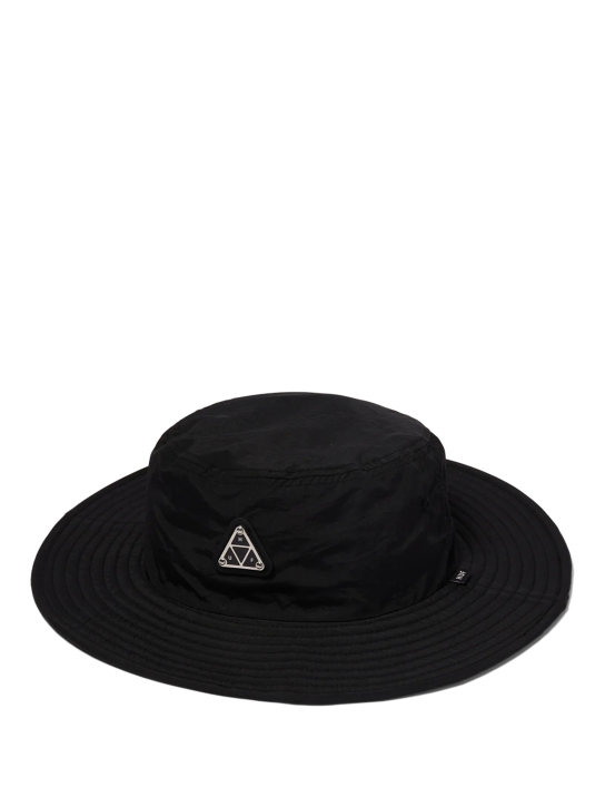 ΚΑΠΕΛΟ METAL TRIPLE TRIANGLE 0