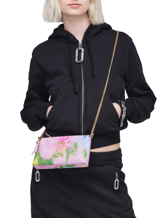 ΓΥΝΑΙΚΕΙΑ ΤΣΑΝΤΑ ΧΙΑΣΤΙ THE BLURRED FLORAL SNAPSHOT CONVERTIBLE SHOULDER BAG 3