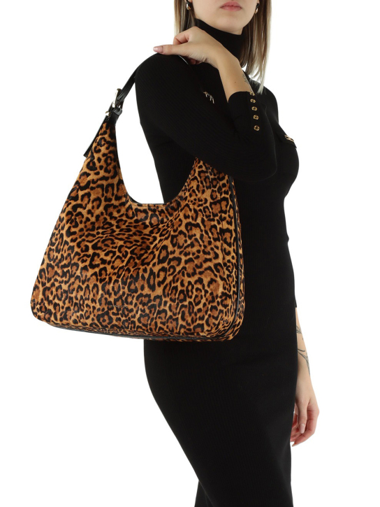 ΓΥΝΑΙΚΕΙΑ ΤΣΑΝΤΑ ΩΜΟΥ  2