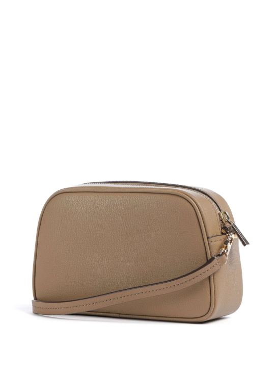 ΓΥΝΑΙΚΕΙΑ ΤΣΑΝΤΑ ΧΙΑΣΤΙ 1