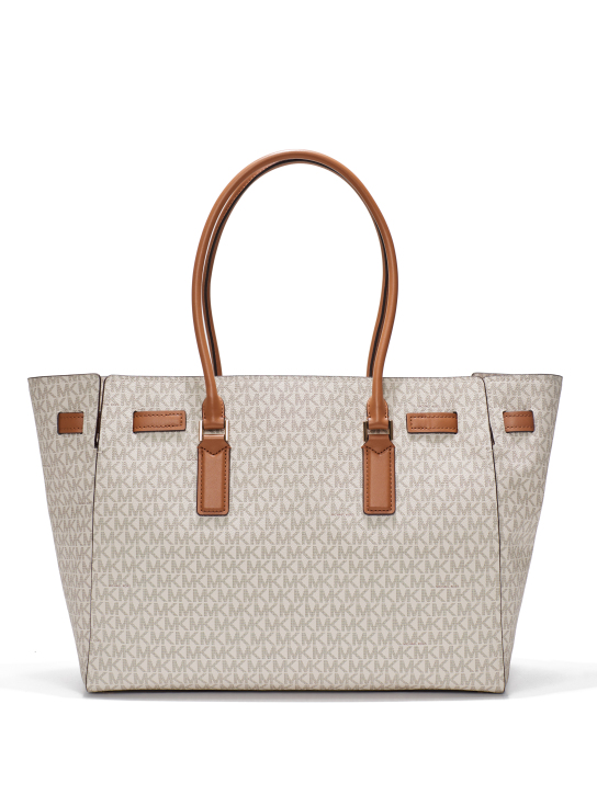 ΓΥΝΑΙΚΕΙΑ ΤΣΑΝΤΑ ΩΜΟΥ 1