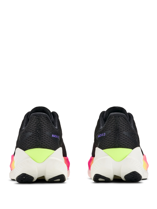 ΓΥΝΑΙΚΕΙΑ SNEAKERS MACH X 3  2
