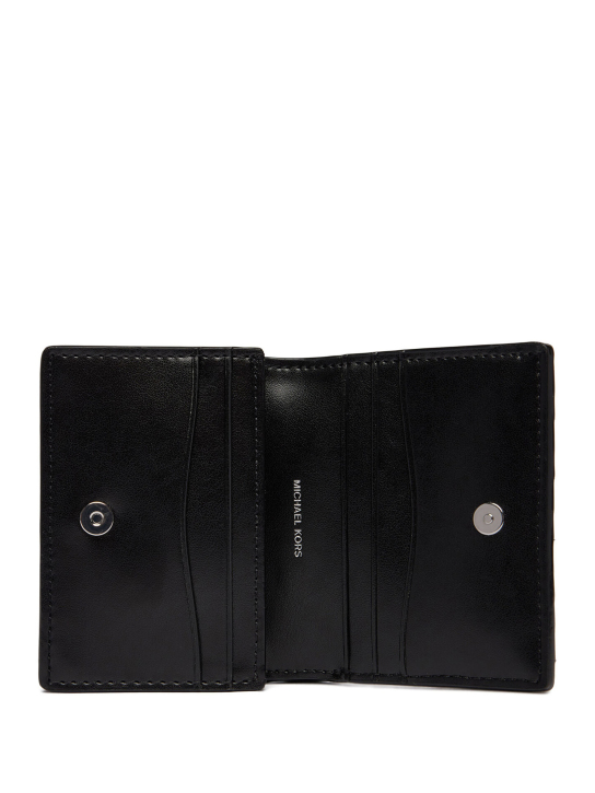 ΓΥΝΑΙΚΕΙΟ ΠΟΡΤΟΦΟΛΙ 2