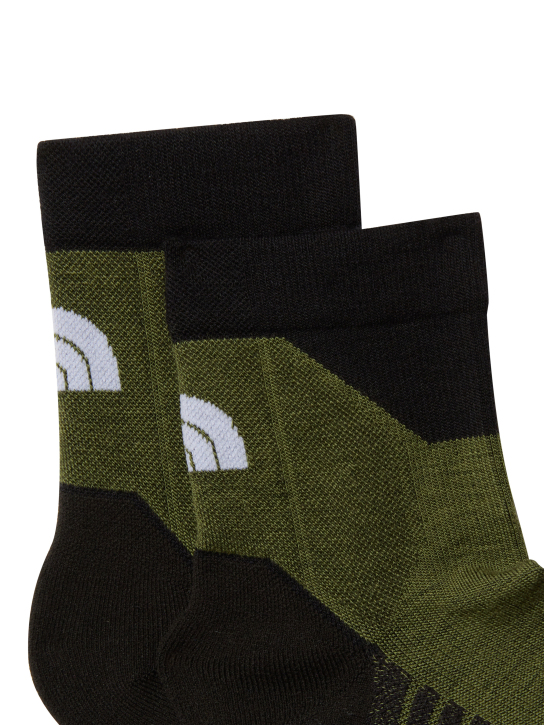 UNISEX ΚΑΛΤΣΕΣ 2