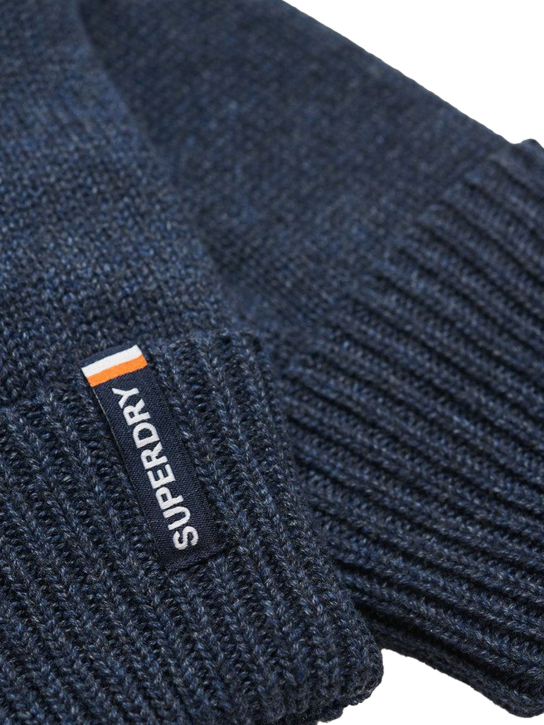 ΑΝΔΡΙΚΑ ΓΑΝΤΙΑ ESSENTIAL LOGO 2