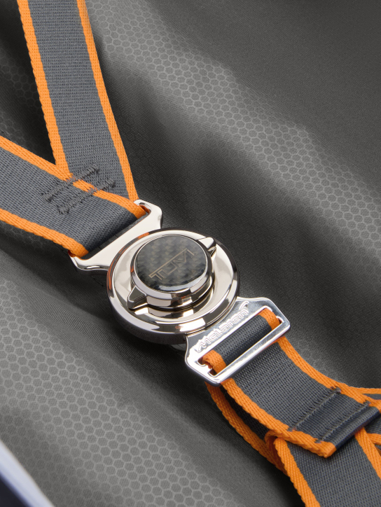 ΒΑΛΙΤΣΑ ΚΑΜΠΙΝΑΣ MCLAREN AERO INTERNATIONAL EXPANDABLE  6