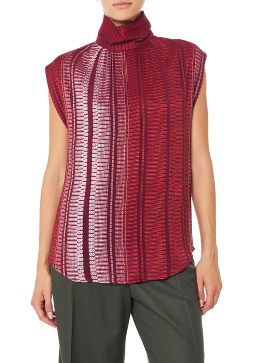 ΓΥΝΑΙΚΕΙΟ ΑΜΑΝΙΚΟ ΤΟΠ FRAGMENT 1