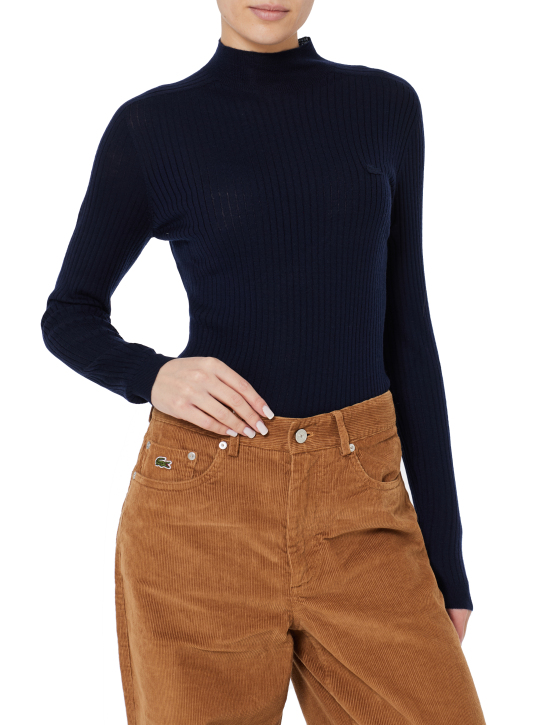 ΓΥΝΑΙΚΕΙΟ ΠΟΥΛΟΒΕΡ 1