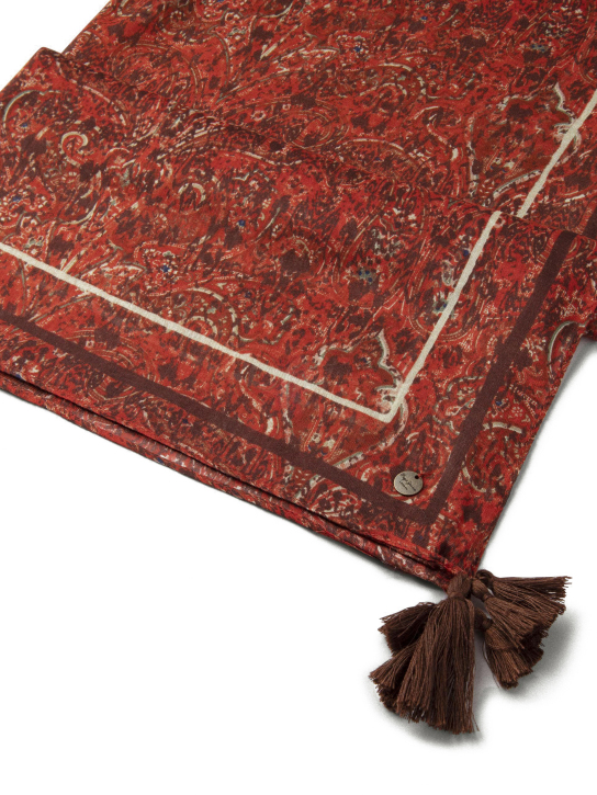 ΓΥΝΑΙΚΕΙΟ ΦΟΥΛΑΡΙ 1