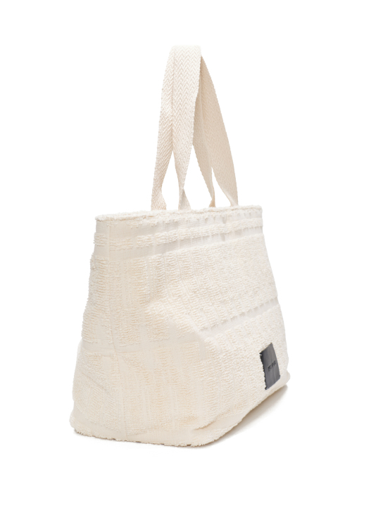 ΓΥΝΑΙΚΕΙΑ ΤΣΑΝΤΑ ΩΜΟΥ 2