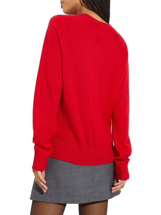 ΓΥΝΑΙΚΕΙΟ ΠΟΥΛΟΒΕΡ 2