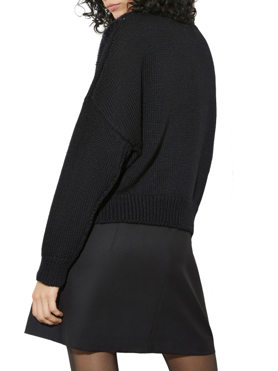 ΓΥΝΑΙΚΕΙΑ ΠΛΕΚΤΗ ΜΠΛΟΥΖΑ 2