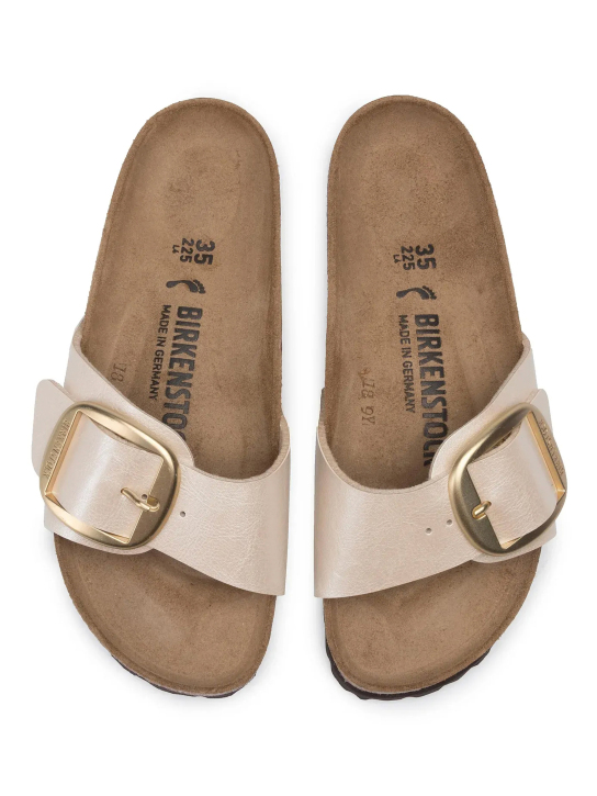 ΓΥΝΑΙΚΕΙΑ ΣΑΝΔΑΛΙΑ MADRID 1